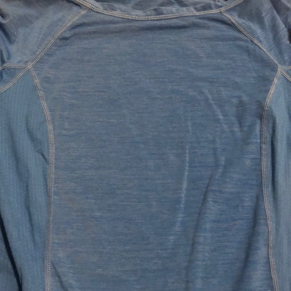 Women’s Blue Lululemon Lightweight Shirt Size 4 - Picture 3 of 4
